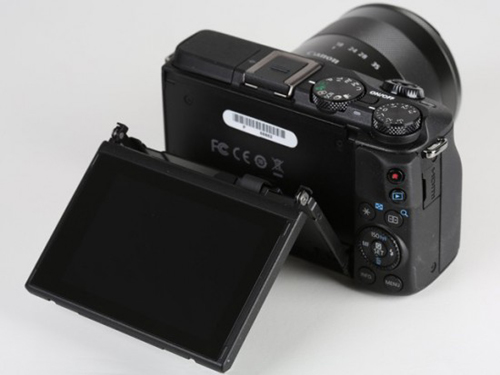 canon EOS M3 8