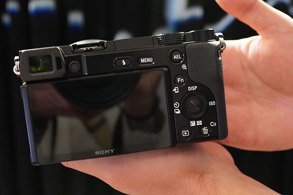 راهنمای خرید دوربین های سری a6000 سونی