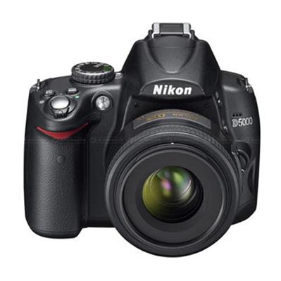 Nikon d5000 hot sale